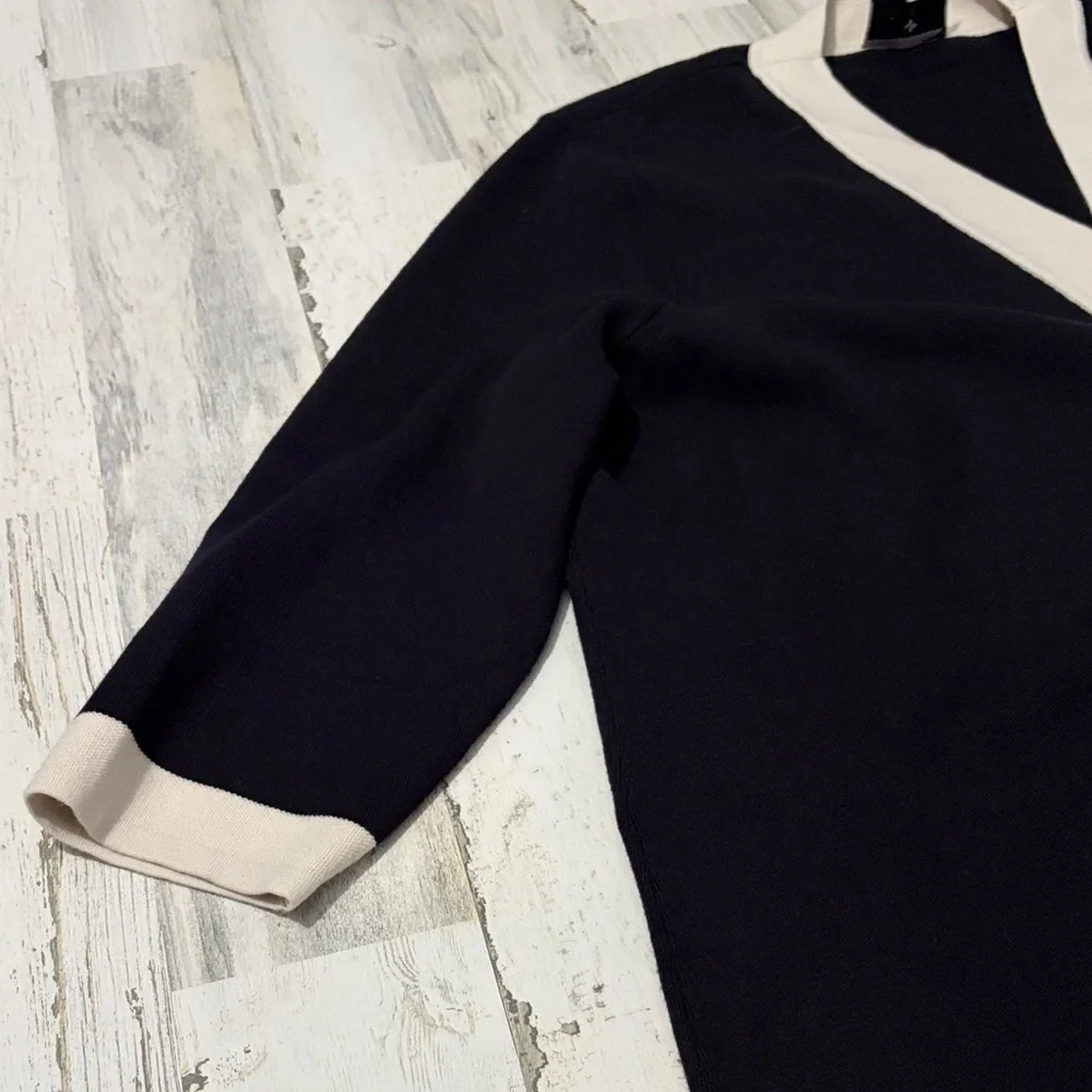 Tuckernuck Navy and Cream Cardigan Size XXL - Picture 4 of 11